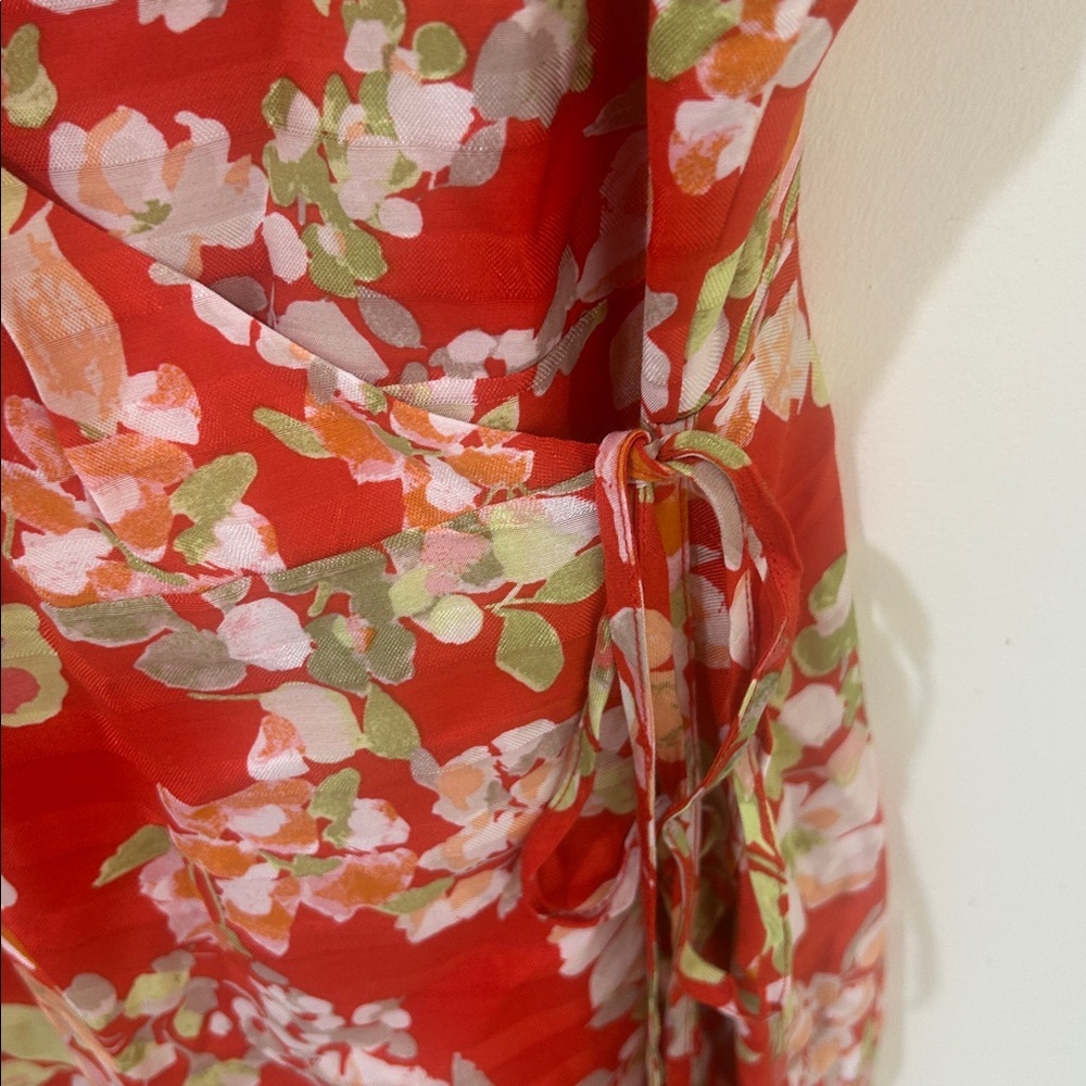 J. JILL Floral Short Sleeve True Wrap Dress in Papaya Red Rayon Size Large - Picture 9 of 16